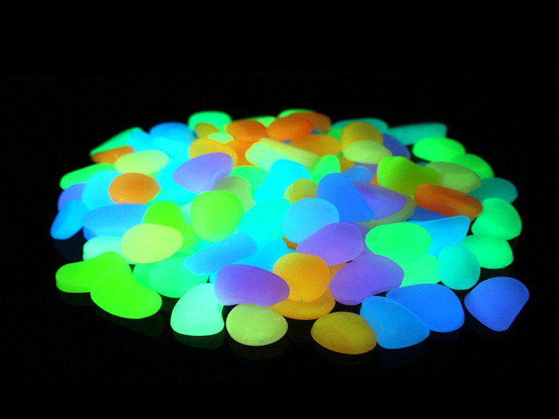 Luminous Glowing Pebbles for Decoration